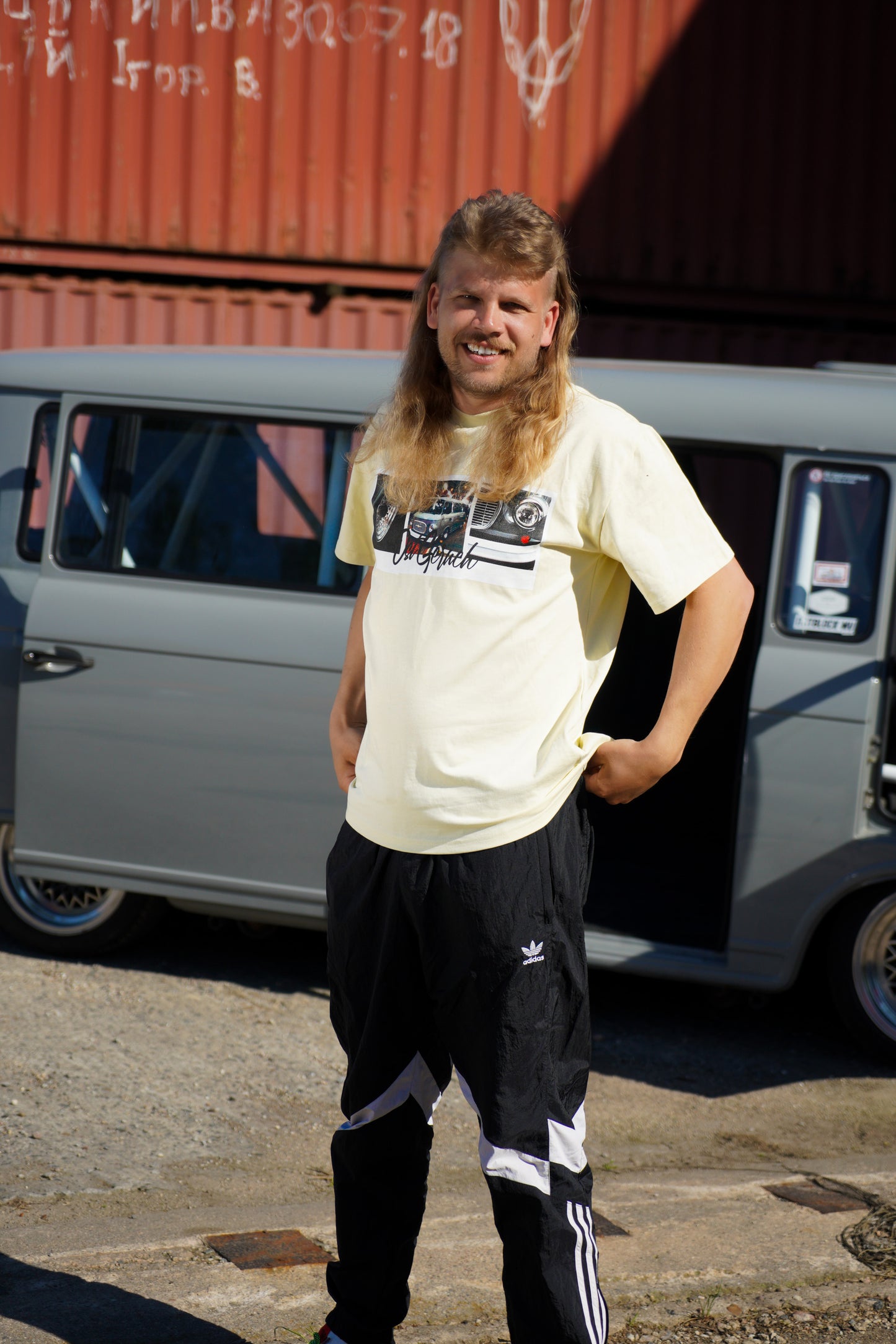 T-Shirt „BumsBus – Buttercreme Edition“